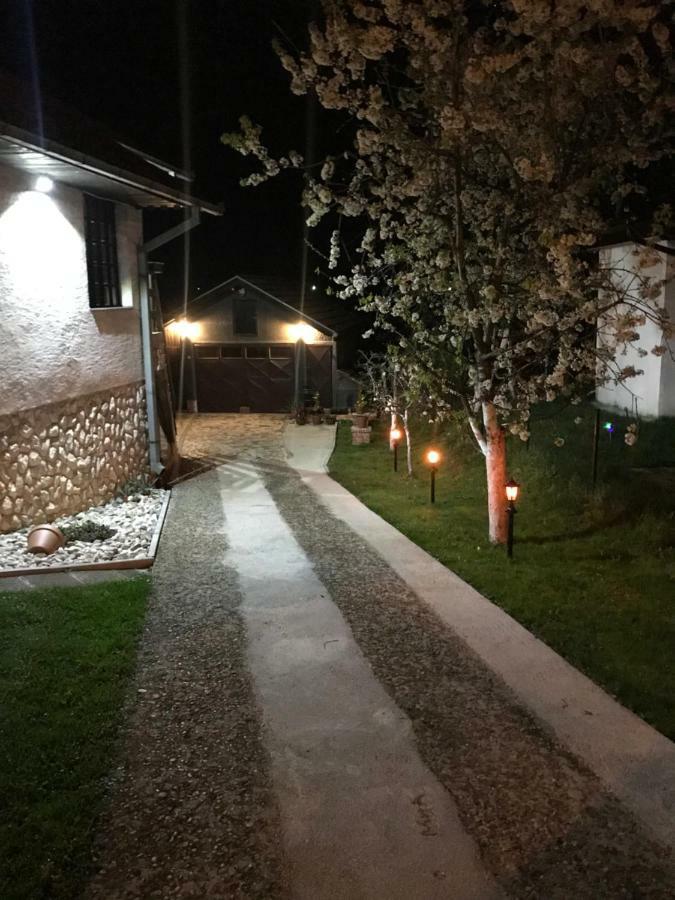 Apartman Excluziv プリイェドル エクステリア 写真